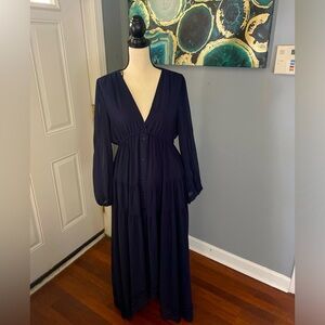 XL LuLus Long sleeve HiLow Maxi dress with open sleeves and Lace Details